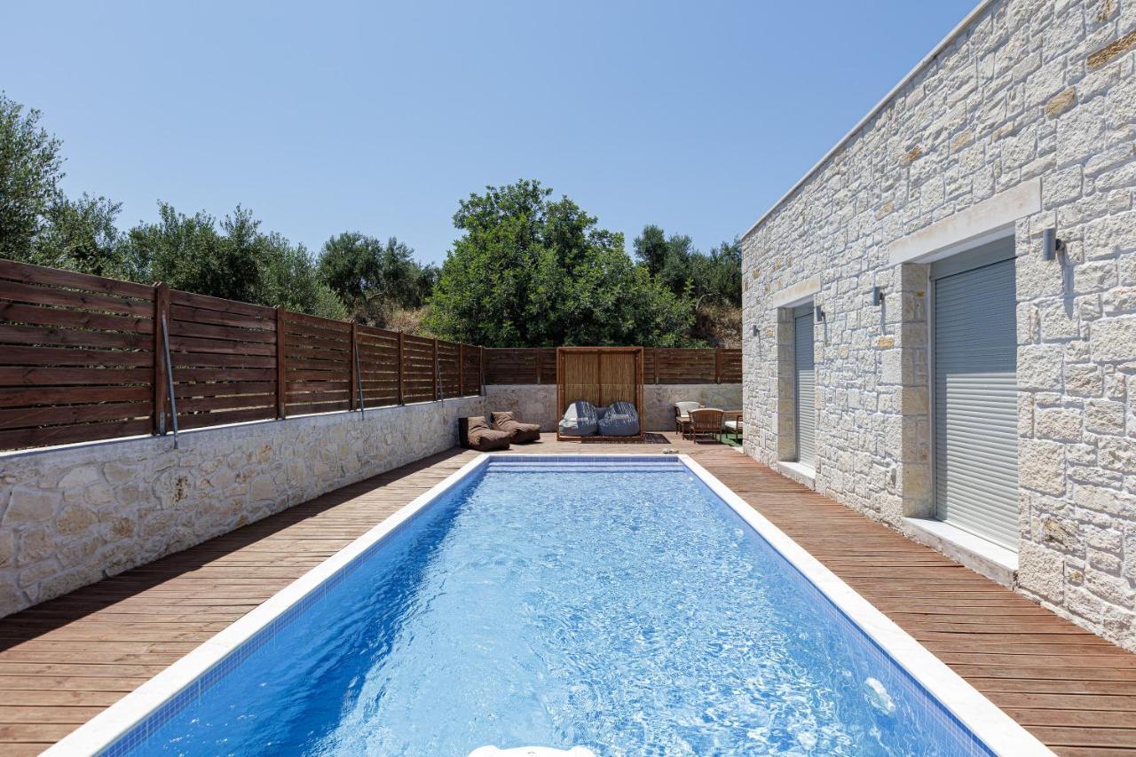 Villa Vera - With Private Heated Pool & Jacuzzi Pangalochori Exterior foto