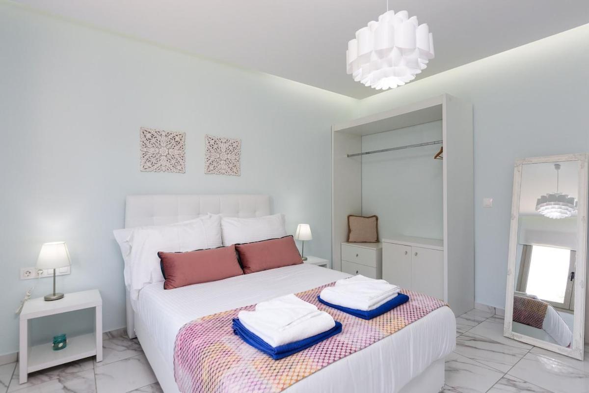 Villa Vera - With Private Heated Pool & Jacuzzi Pangalochori Exterior foto