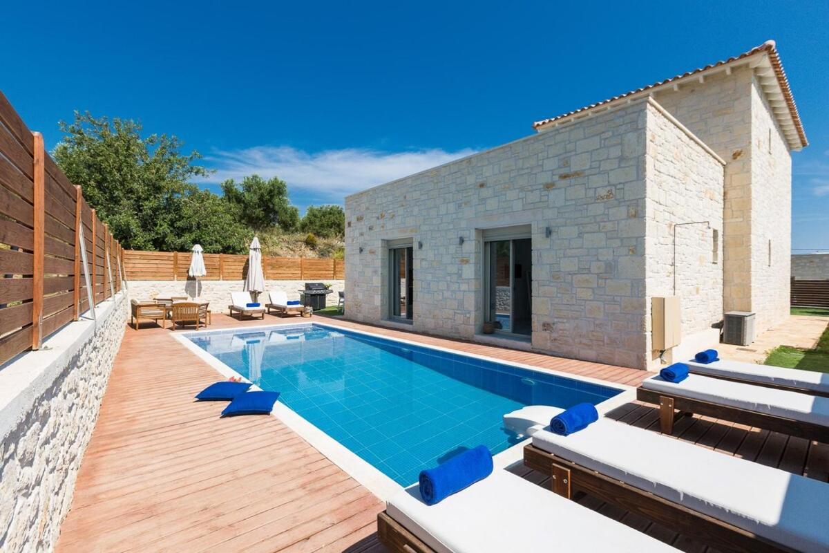 Villa Vera - With Private Heated Pool & Jacuzzi Pangalochori Exterior foto