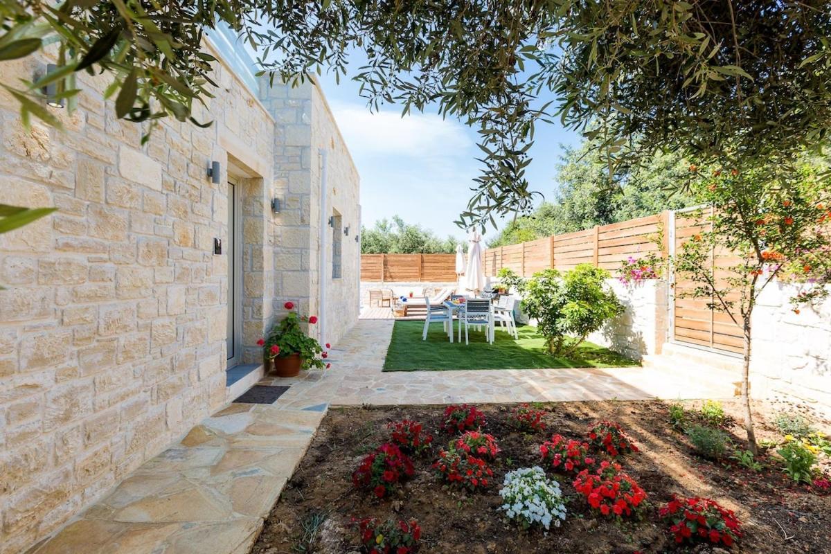 Villa Vera - With Private Heated Pool & Jacuzzi Pangalochori Exterior foto