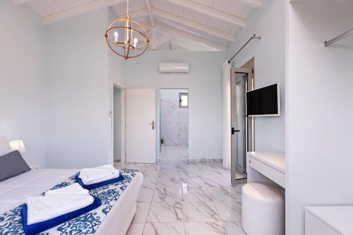 Villa Vera - With Private Heated Pool & Jacuzzi Pangalochori Exterior foto